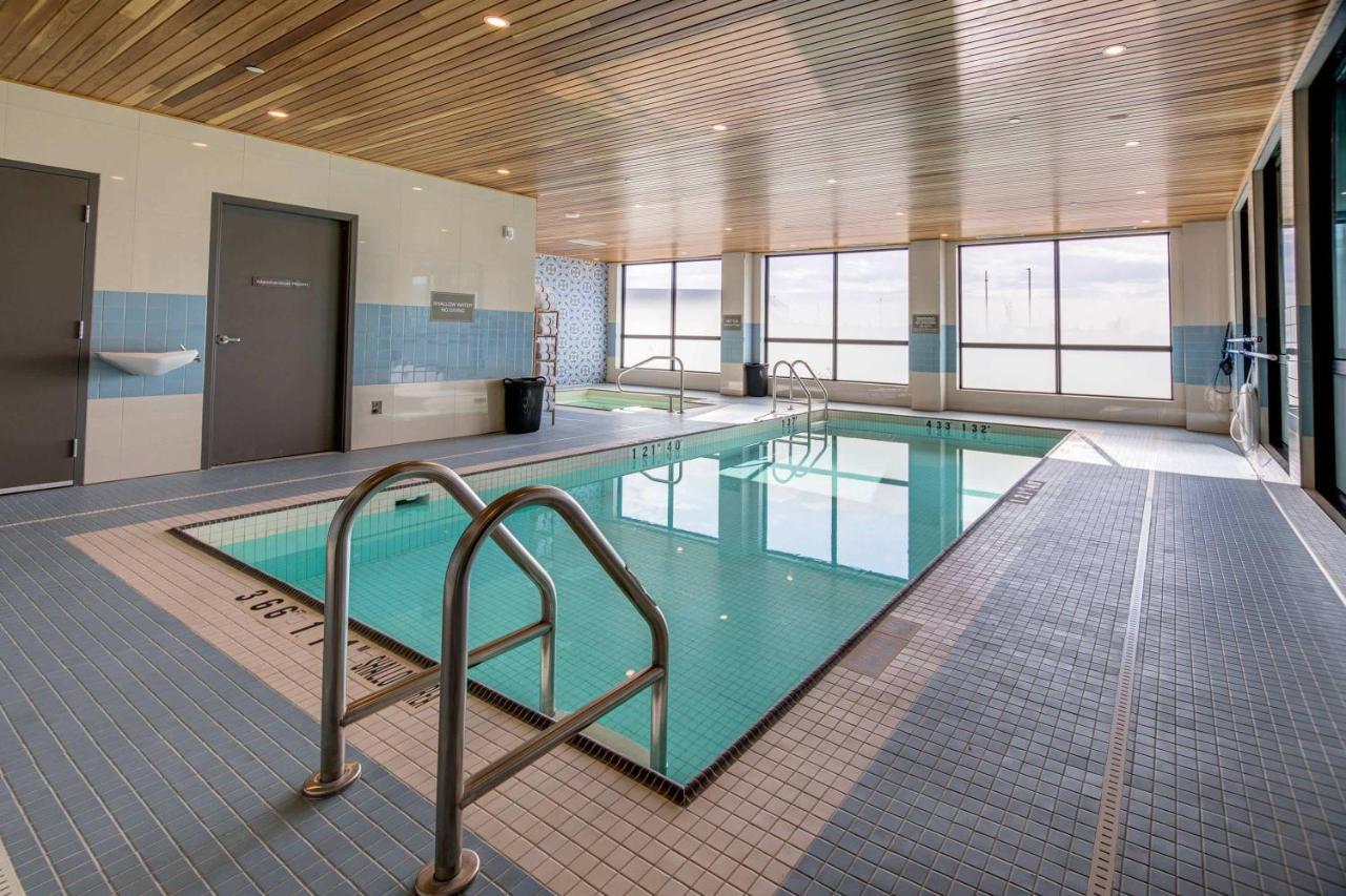 Sandman Signature Saskatoon South Hotel Eksteriør billede
