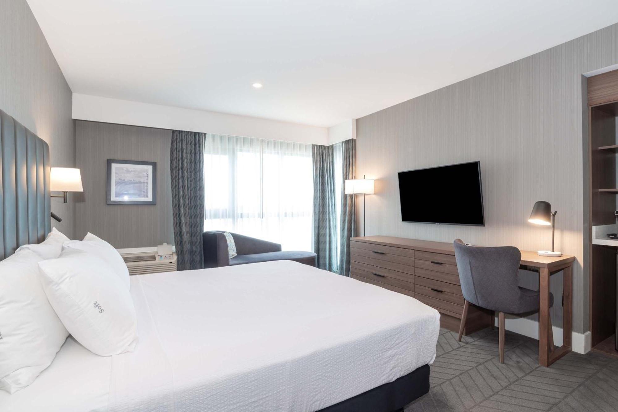 Sandman Signature Saskatoon South Hotel Eksteriør billede